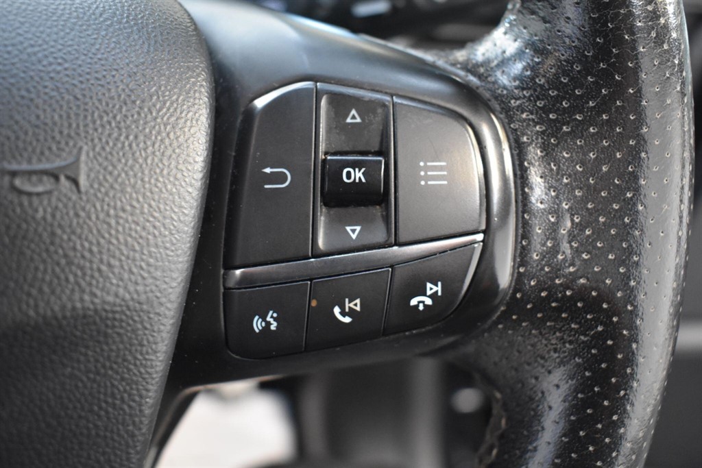 Used Ford Fiesta 2018 for sale - 76480020: Photo 38