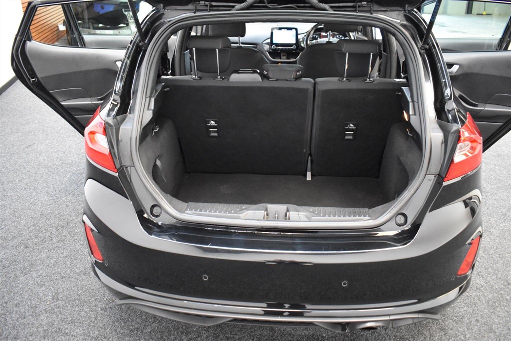 Used Ford Fiesta 2018 for sale - 76480020: Photo 63