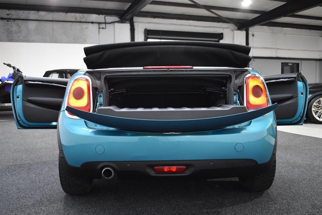 Used MINI Convertible 2017 for sale - 77458007: Photo 15