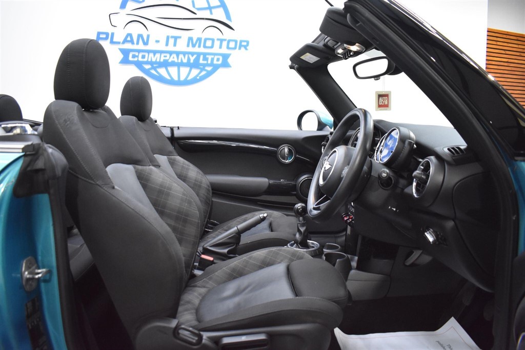 Used MINI Convertible 2017 for sale - 77458007: Photo 41