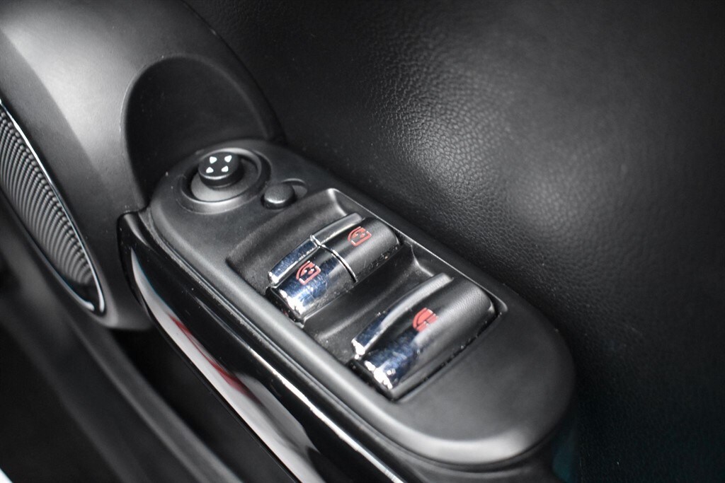 Used MINI Convertible 2017 for sale - 77458007: Photo 61