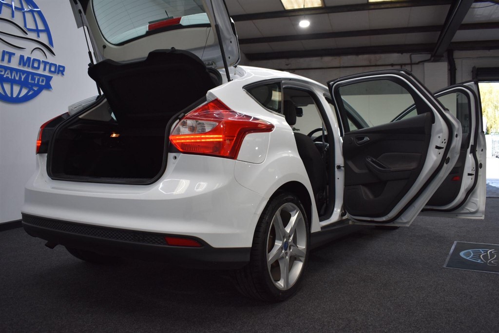 Used Ford Focus 2013 for sale - 78144799: Photo 16