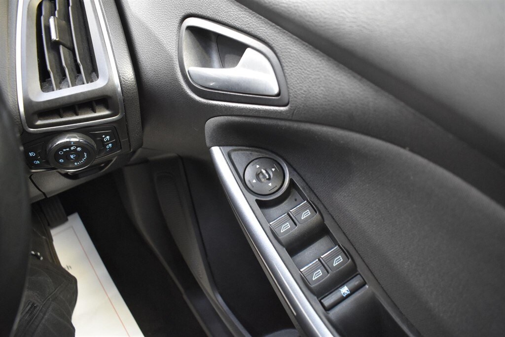 Used Ford Focus 2013 for sale - 78144799: Photo 53