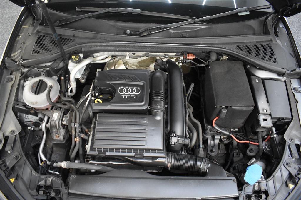 Used Audi Cabriolet 2015 for sale - 76339049: Photo 26