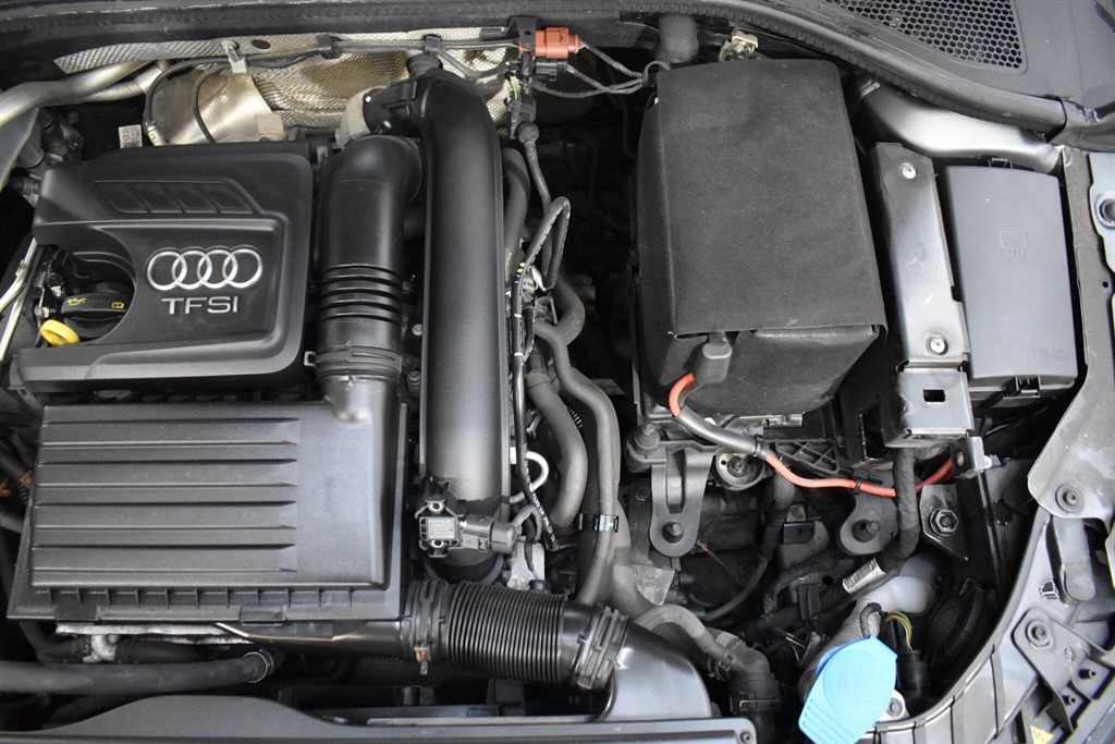 Used Audi Cabriolet 2015 for sale - 76339049: Photo 29