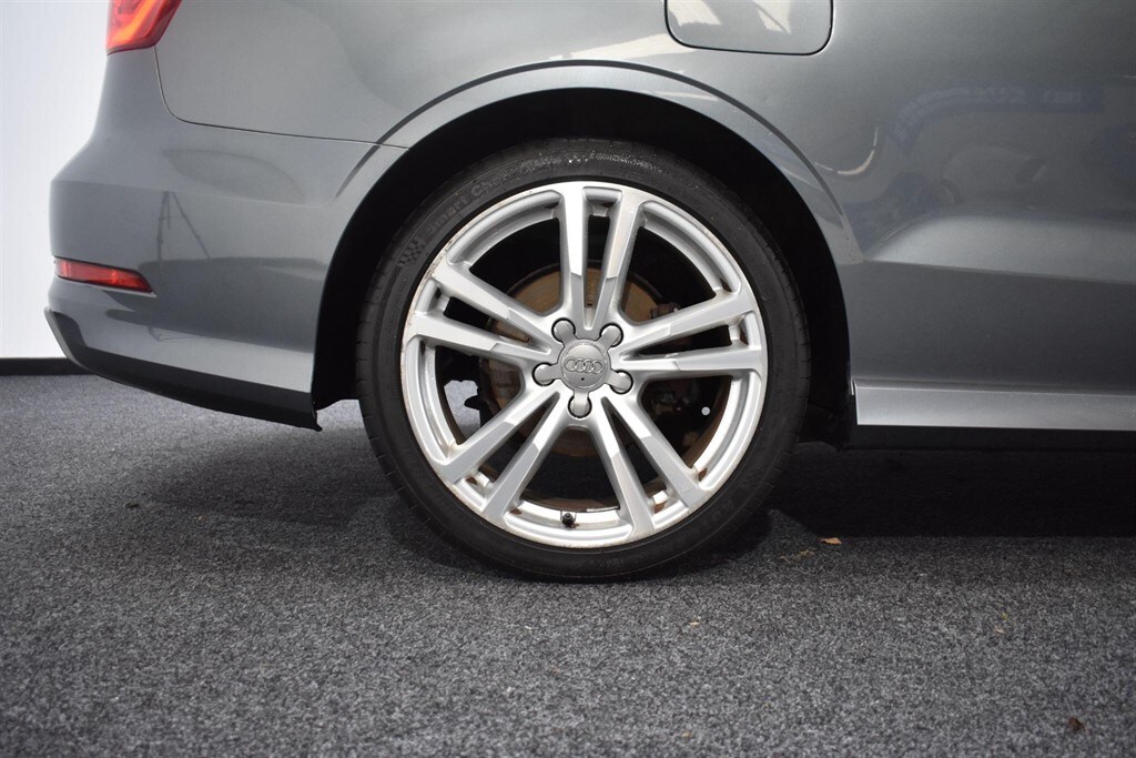 Used Audi Cabriolet 2015 for sale - 76339049: Photo 31