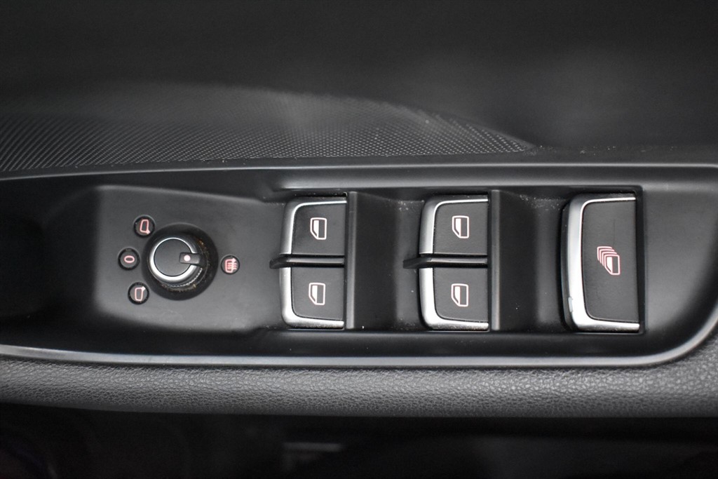 Used Audi Cabriolet 2015 for sale - 76339049: Photo 68