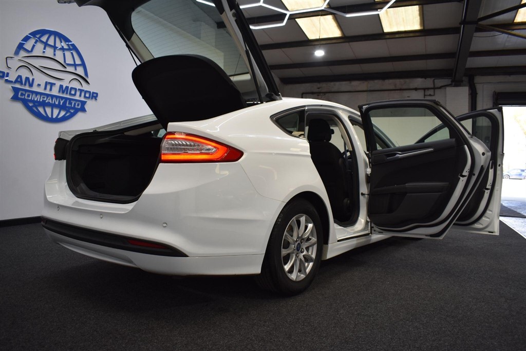 Used Ford Mondeo 2015 for sale - 77653362: Photo 15