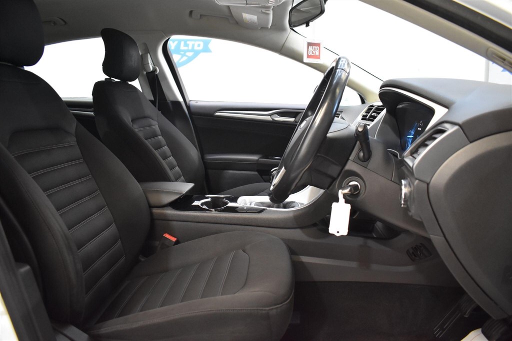 Used Ford Mondeo 2015 for sale - 77653362: Photo 30