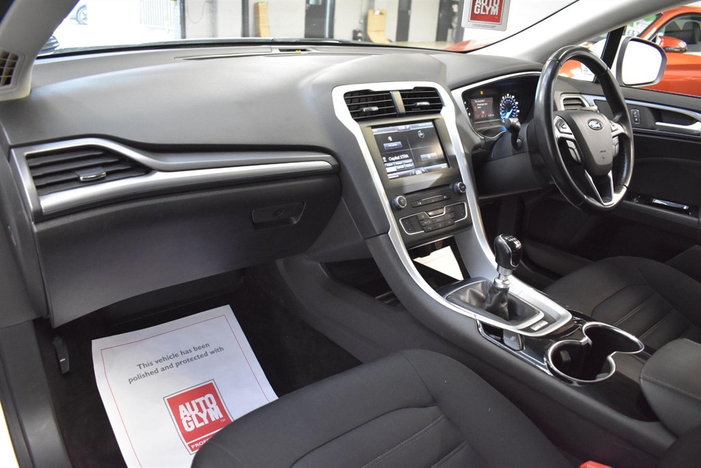 Used Ford Mondeo 2015 for sale - 77653362: Photo 32