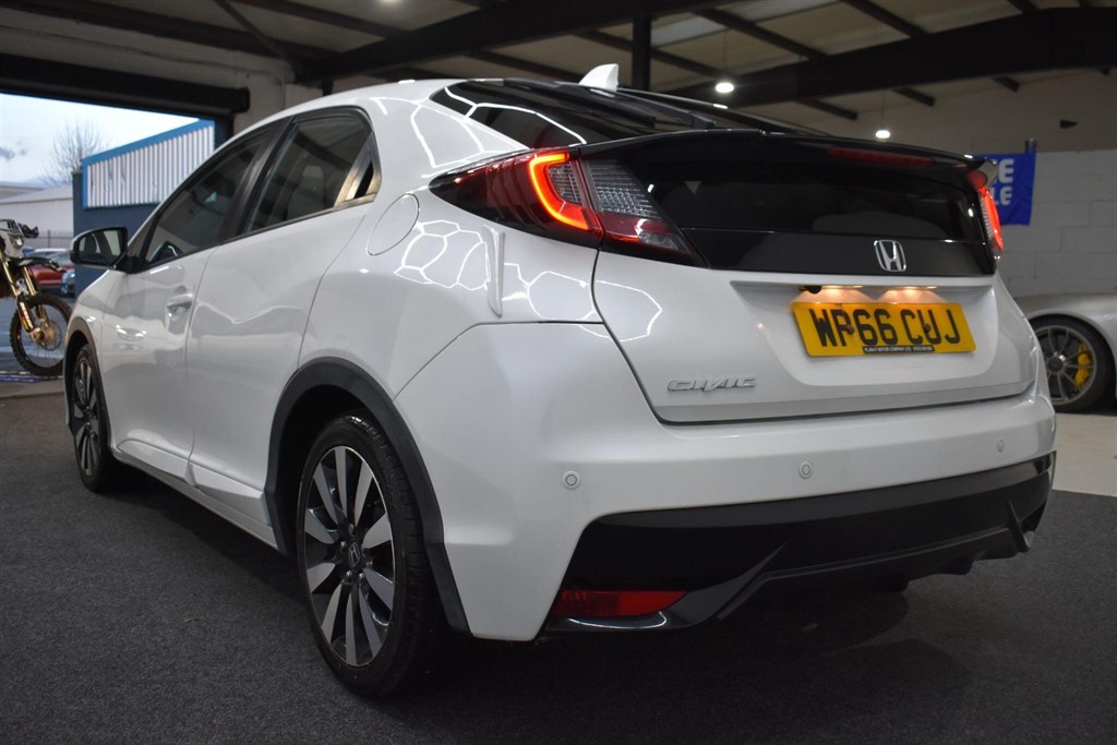 Used Honda Civic 2016 for sale - 77225429: Photo 5