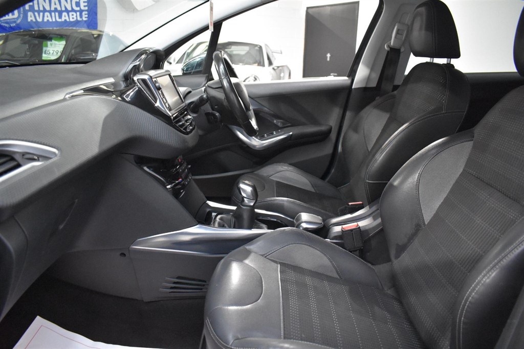 Used Peugeot 2008 2014 for sale - 77339771: Photo 32