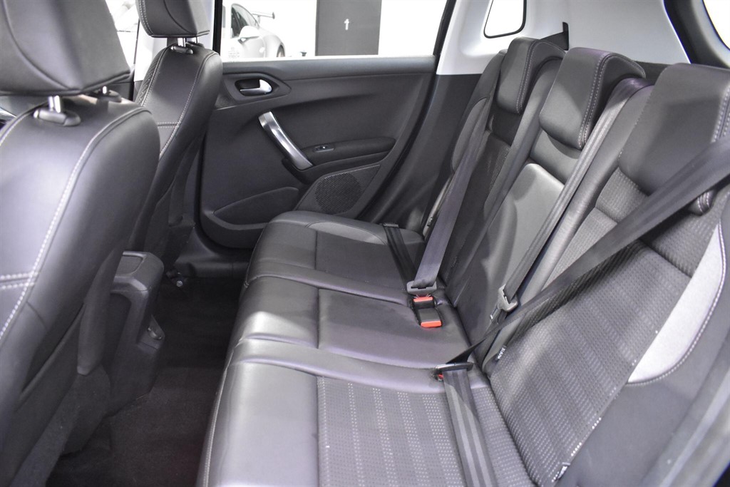 Used Peugeot 2008 2014 for sale - 77339771: Photo 35