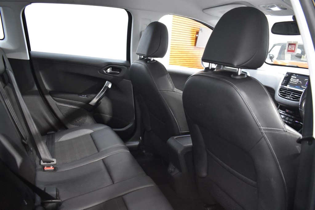 Used Peugeot 2008 2014 for sale - 77339771: Photo 37