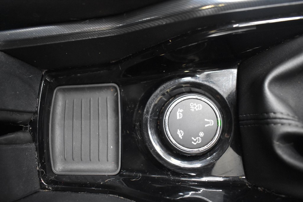 Used Peugeot 2008 2014 for sale - 77339771: Photo 63