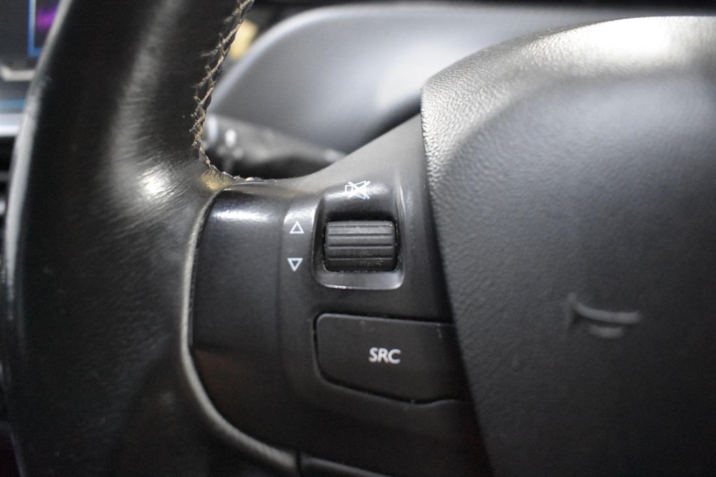 Used Peugeot 2008 2014 for sale - 77339771: Photo 67