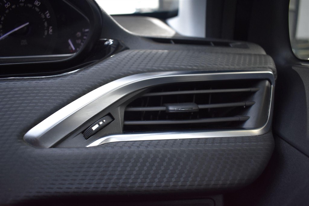 Used Peugeot 2008 2014 for sale - 77339771: Photo 71