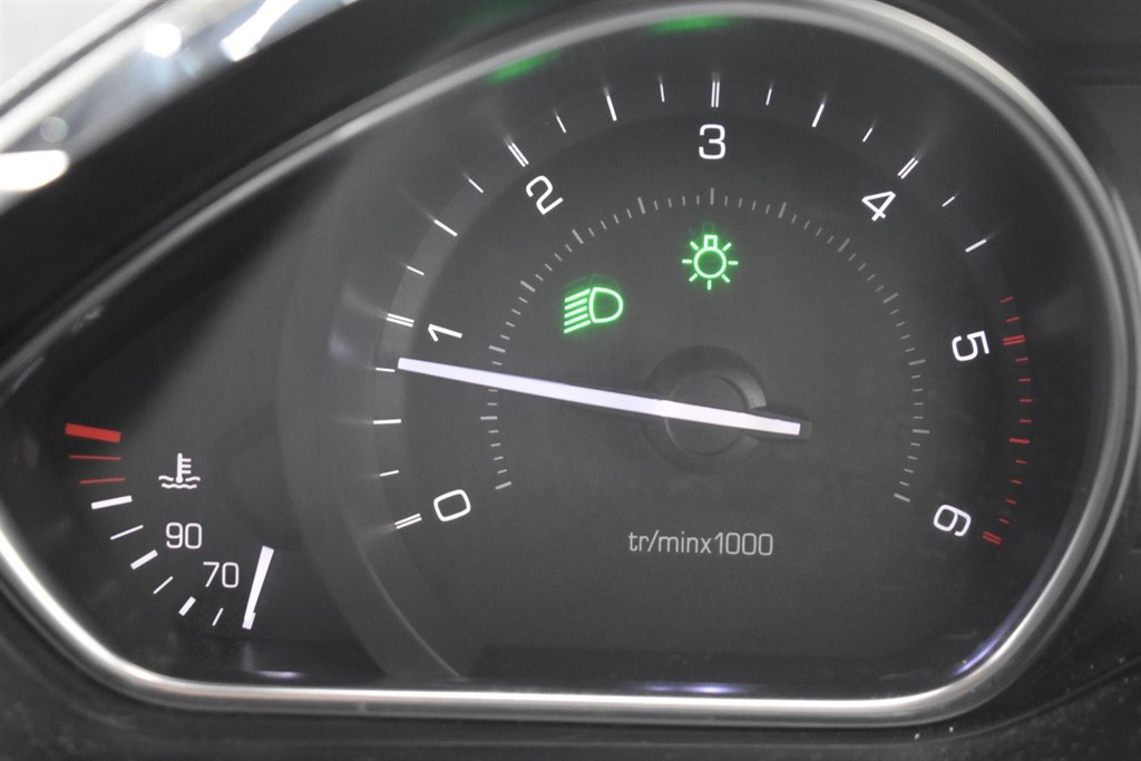 Used Peugeot 2008 2014 for sale - 77339771: Photo 72