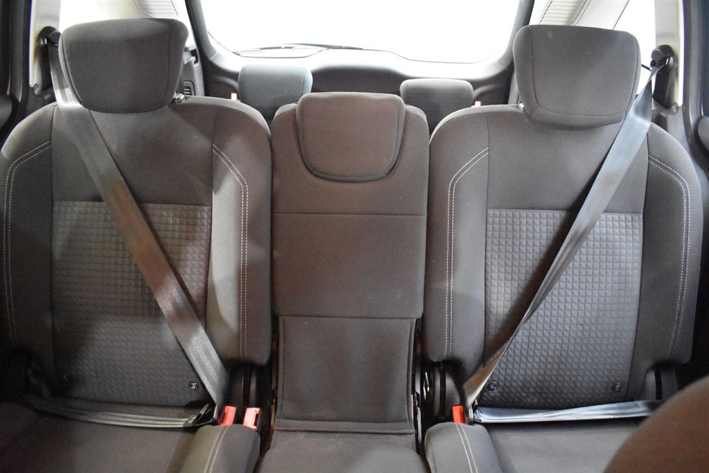 Used Ford Grand C-Max 2016 for sale - 77393651: Photo 44