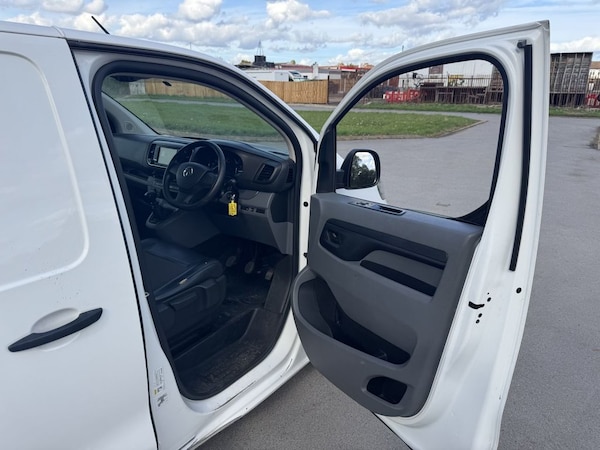 Used Vauxhall Vivaro 2021 for sale - 75966802: Photo 17