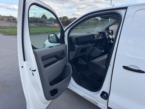 Used Vauxhall Vivaro 2021 for sale - 75966802: Photo 31