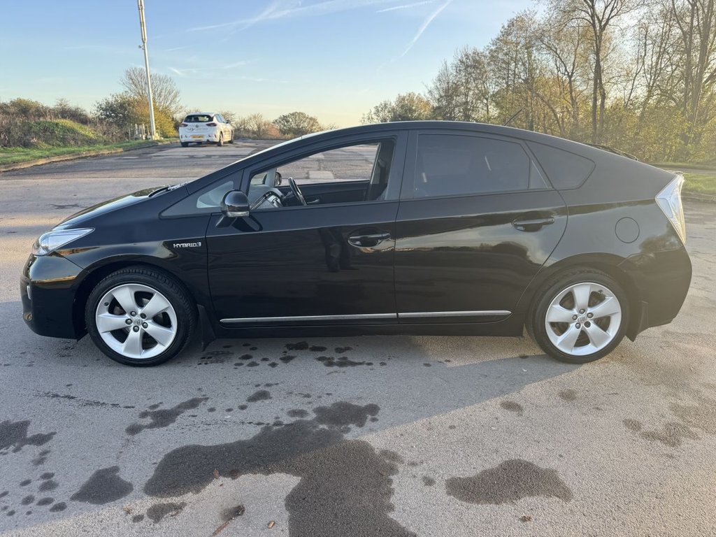 Used Toyota Prius 2015 for sale - 76546896: Photo 13