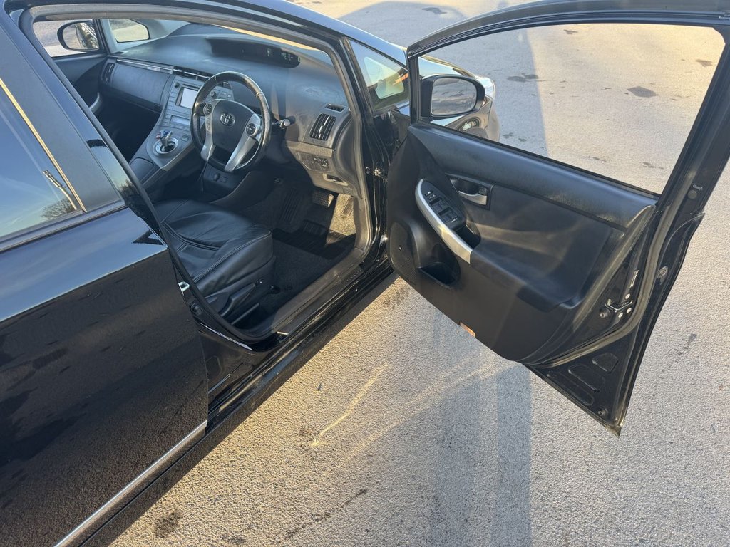 Used Toyota Prius 2015 for sale - 76546896: Photo 19