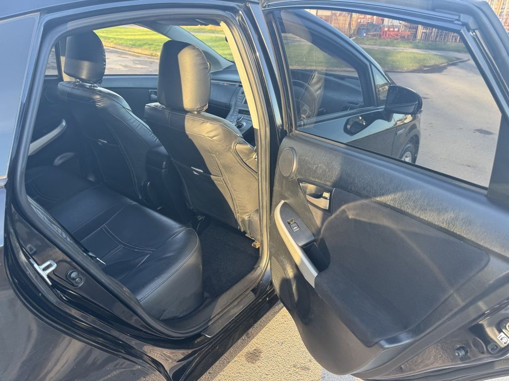 Used Toyota Prius 2015 for sale - 76546896: Photo 24