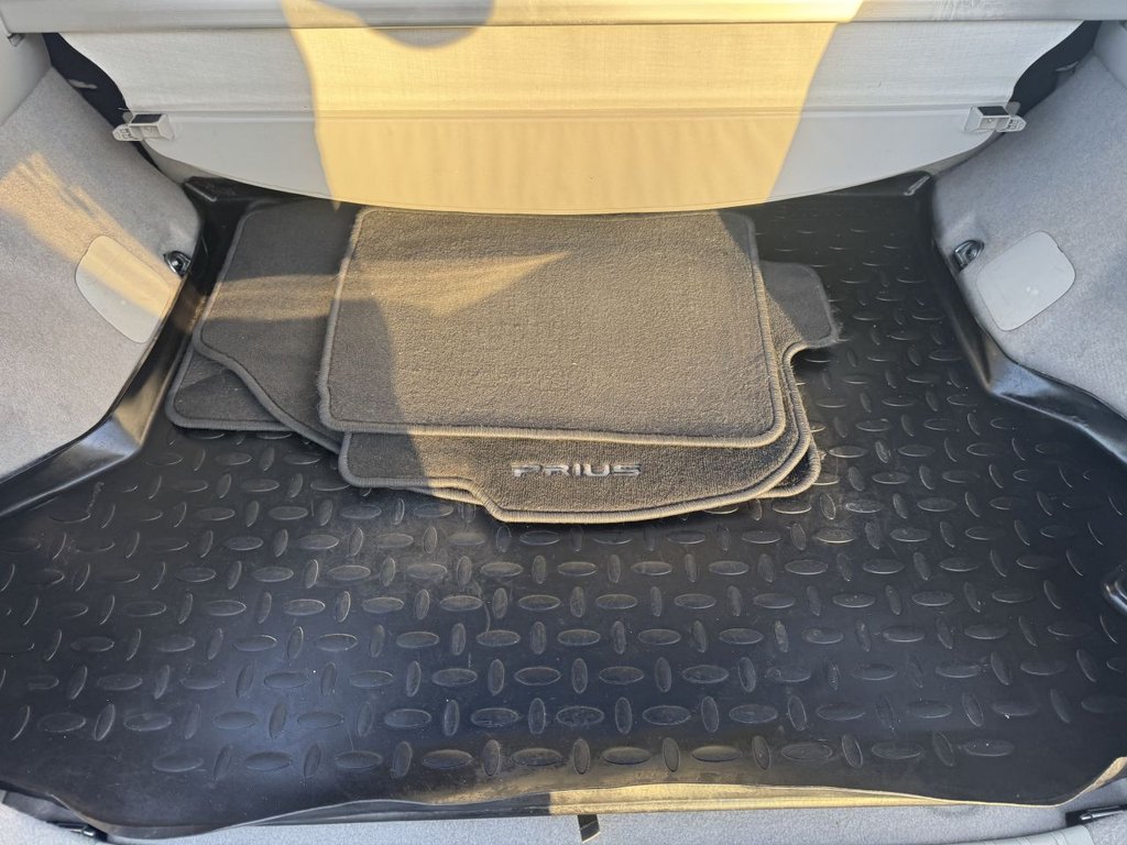 Used Toyota Prius 2015 for sale - 76546896: Photo 30