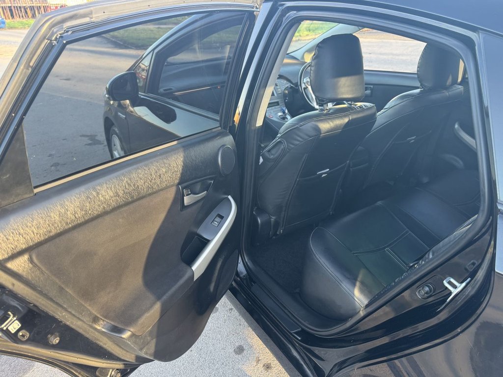 Used Toyota Prius 2015 for sale - 76546896: Photo 34