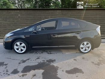 Used Toyota Prius 2015 for sale - 76546896: Photo
