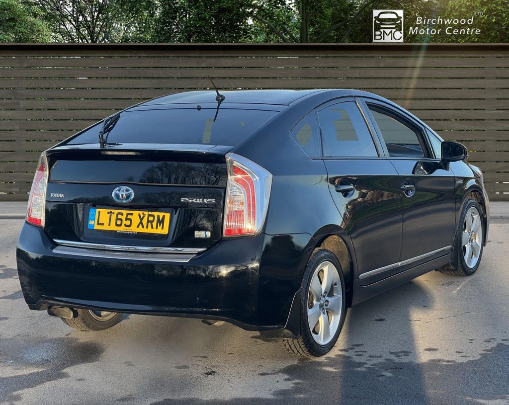 Used Toyota Prius 2015 for sale - 76546896: Photo 7