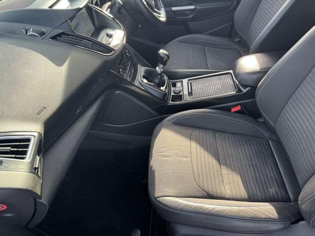 Used Ford Kuga 2017 for sale - 76406508: Photo 41