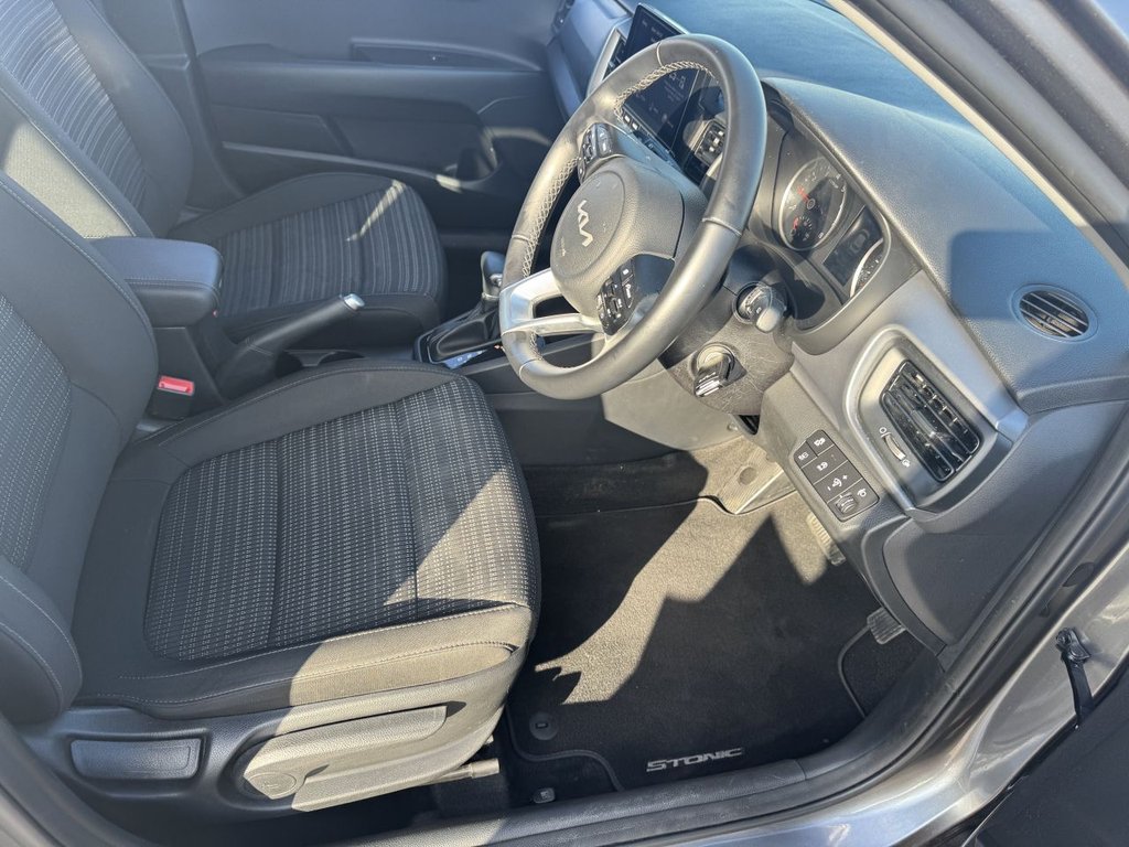 Used Kia Stonic 2024 for sale - 77327948: Photo 21