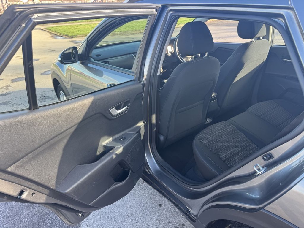 Used Kia Stonic 2024 for sale - 77327948: Photo 34