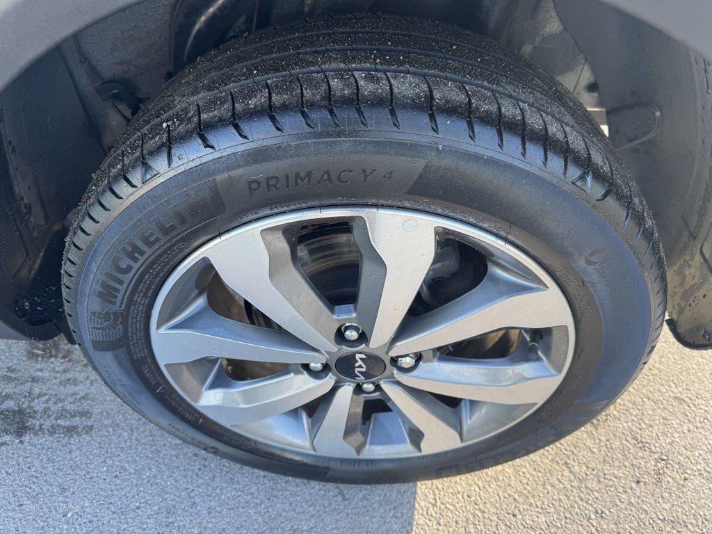 Used Kia Stonic 2024 for sale - 77327948: Photo 44