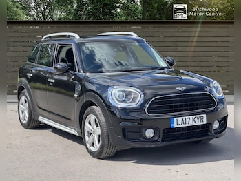 2017 (17) - 2.0 Cooper D SUV 5dr Diesel Auto Euro 6 (s/s) (150 ps)