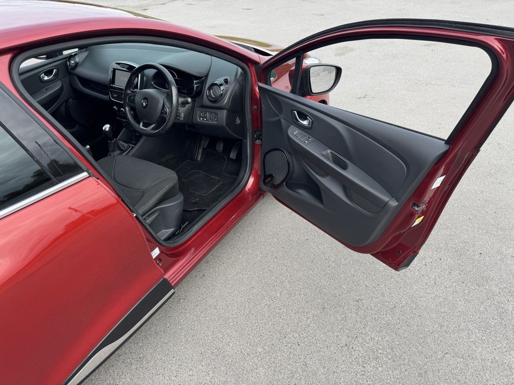 Used Renault Clio 2019 for sale - 76251691: Photo 17