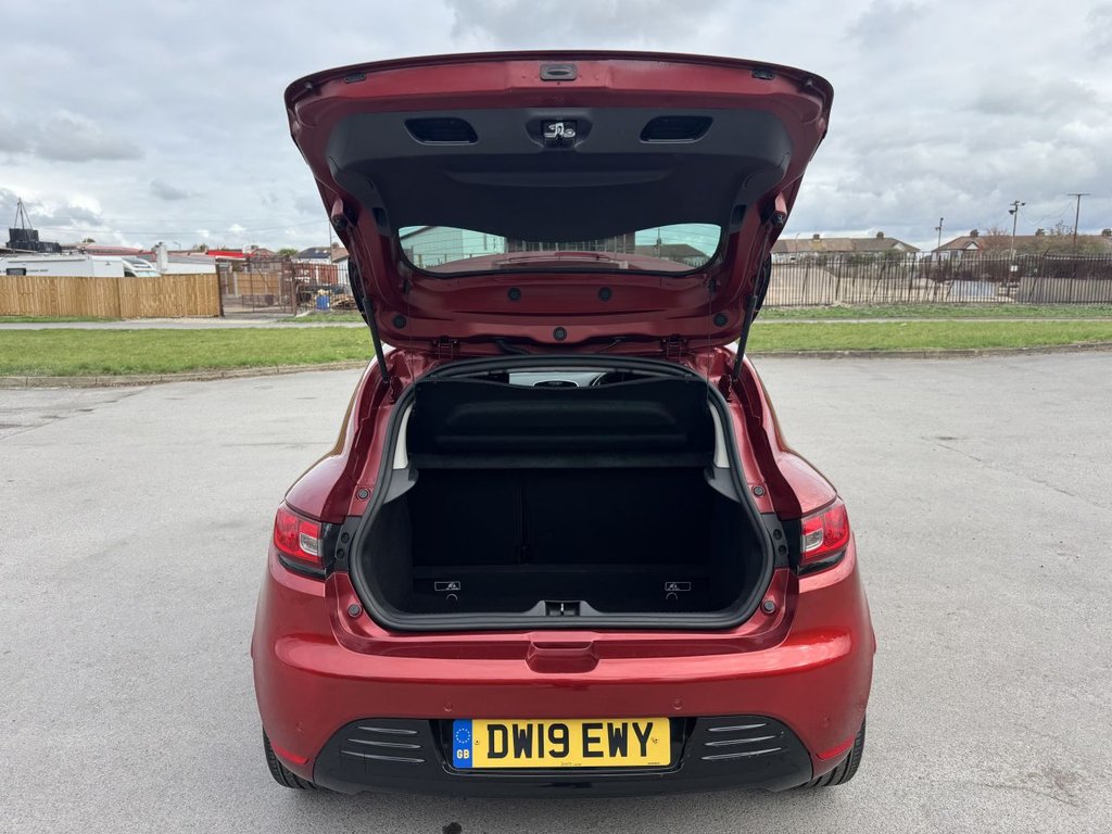 Used Renault Clio 2019 for sale - 76251691: Photo 25