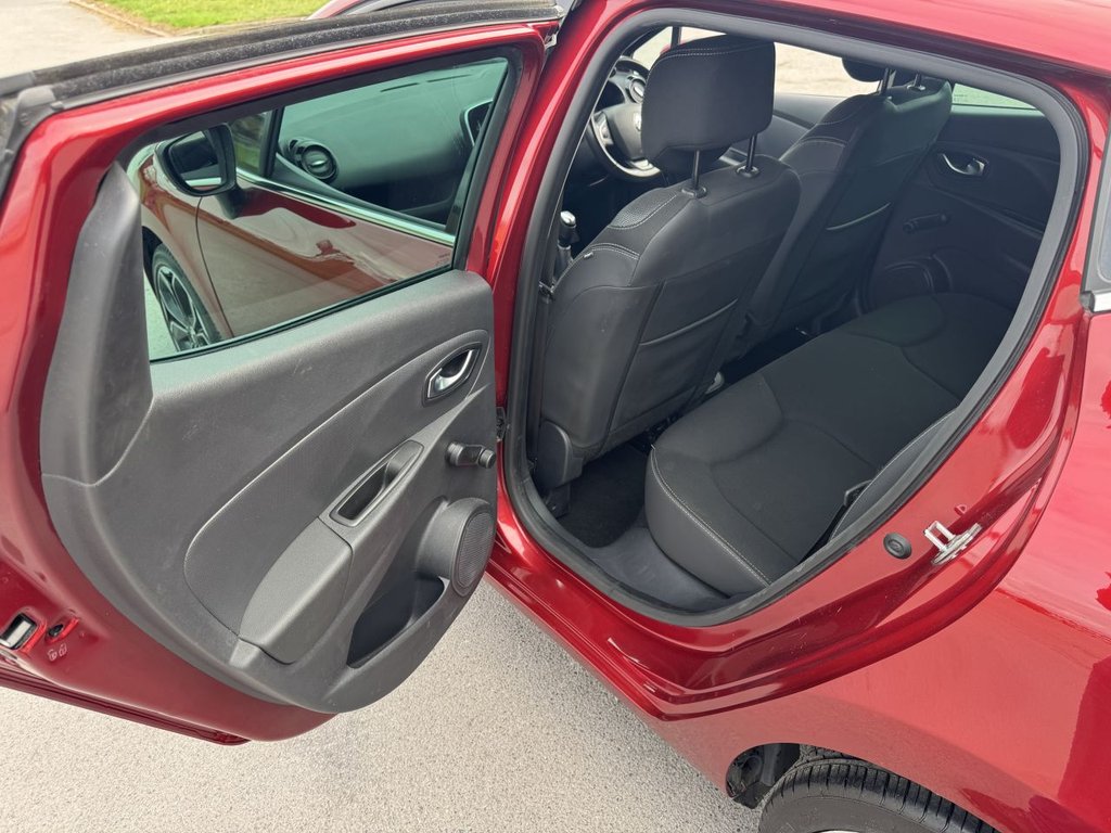 Used Renault Clio 2019 for sale - 76251691: Photo 29