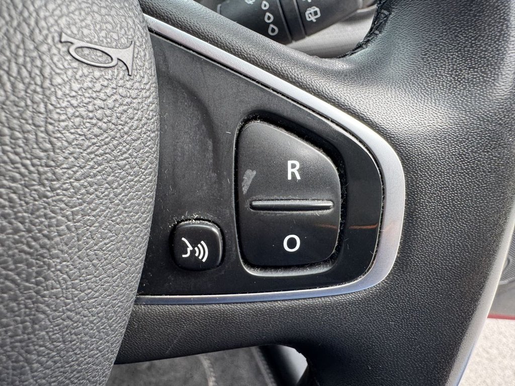 Used Renault Clio 2019 for sale - 76251691: Photo 49
