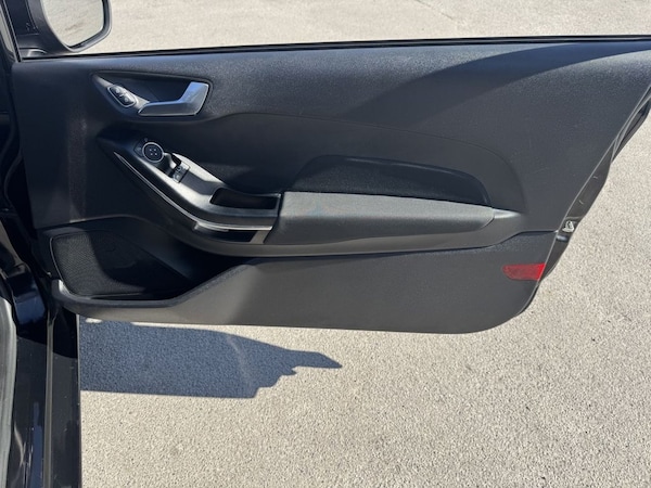 Used Ford Fiesta 2019 for sale - 76048379: Photo 38