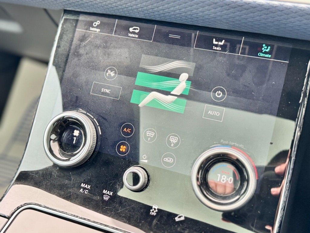 Used Land Rover Range Rover Velar 2017 for sale - 77451936: Photo 21