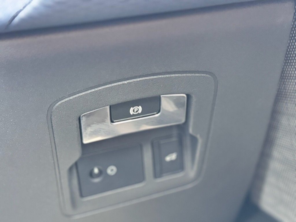 Used Land Rover Range Rover Velar 2017 for sale - 77451936: Photo 33