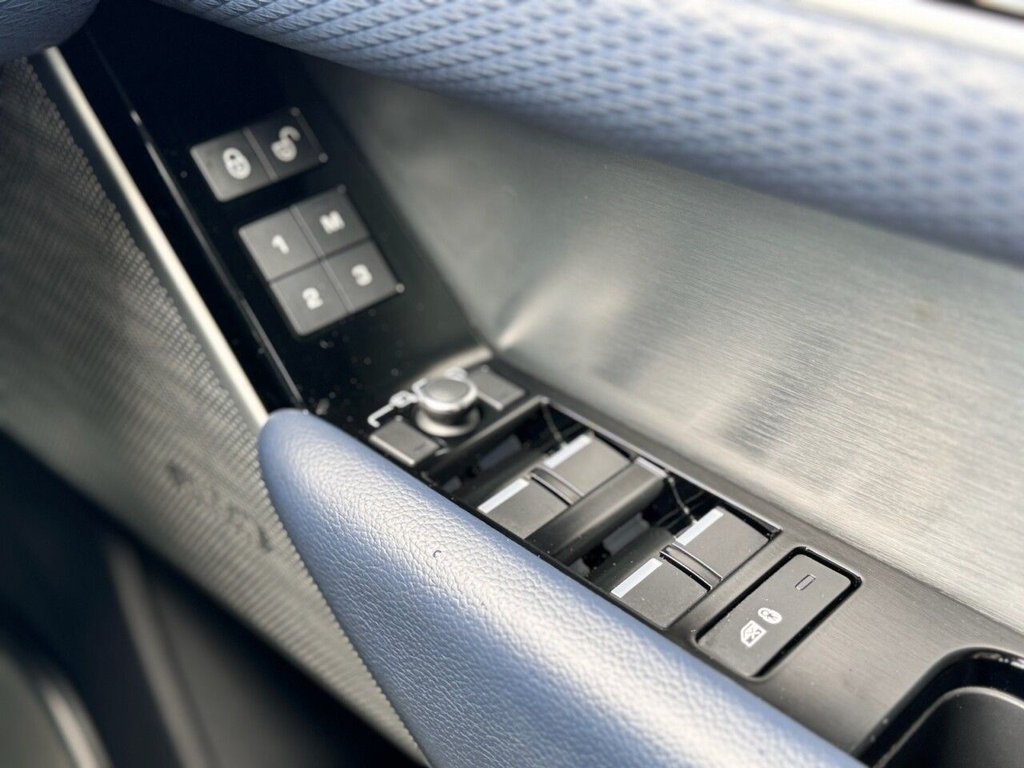 Used Land Rover Range Rover Velar 2017 for sale - 77451936: Photo 42