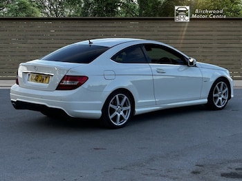 Used Mercedes-Benz C-Class 2012 for sale - 75923498: Photo