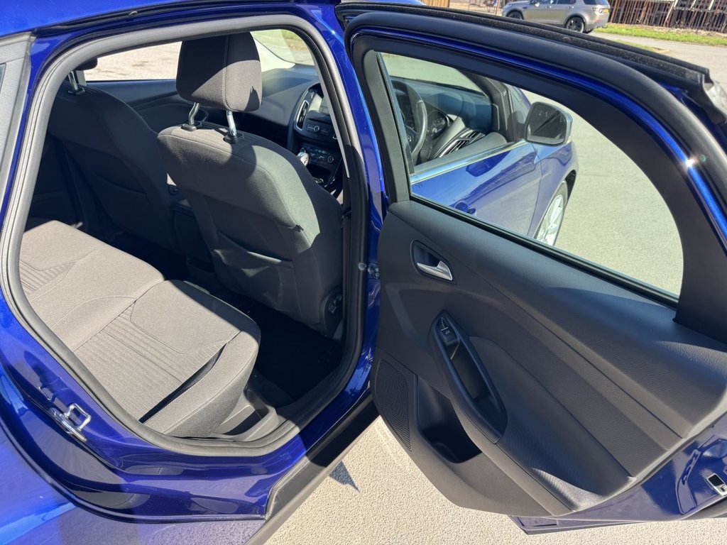Used Ford Focus 2017 for sale - 76111953: Photo 24