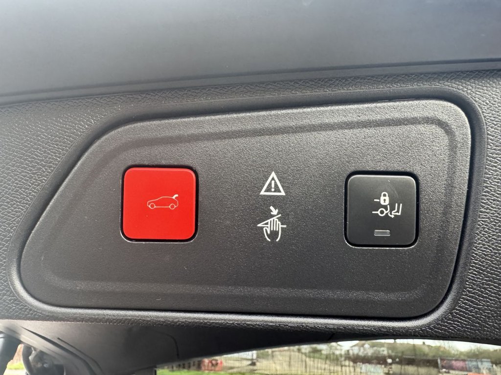 Used Peugeot 3008 2017 for sale - 77263784: Photo 32