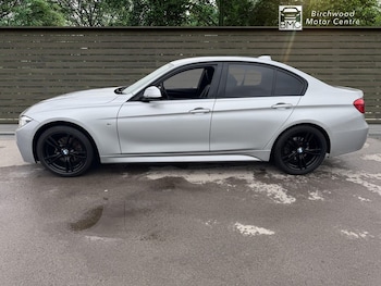 Used BMW 3 Series 2016 for sale - 77302390: Photo