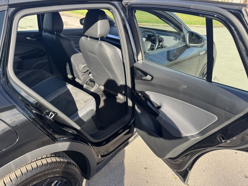 Used Volkswagen ID.4 2022 for sale - 76950759: Photo 22